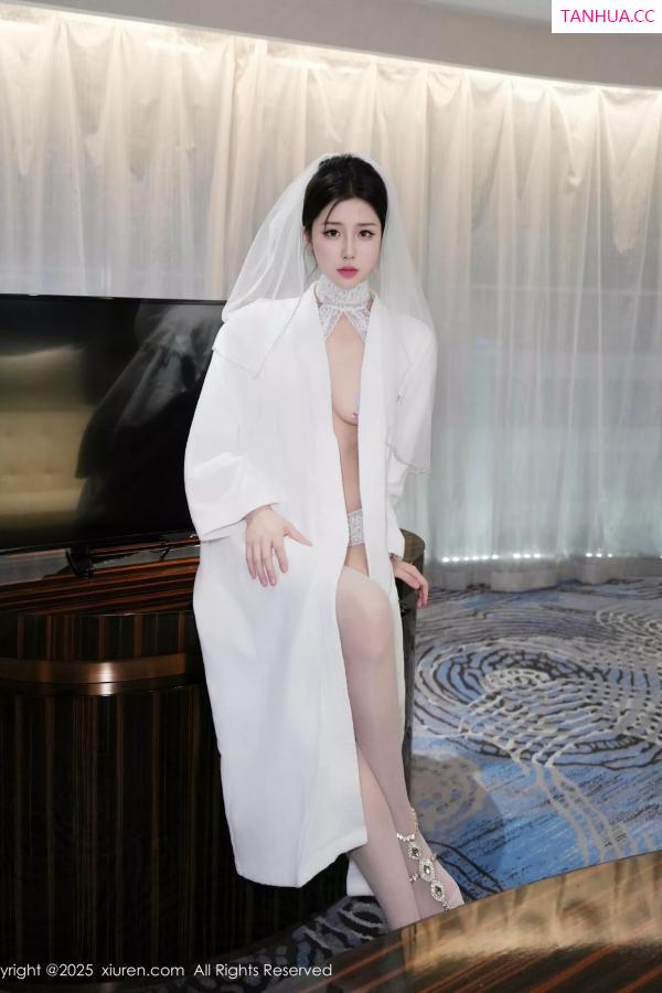   [XiuRen]高清写真图 2025.05.16 No.10283 奶芙酱-EVA 白色婚纱第5张图片